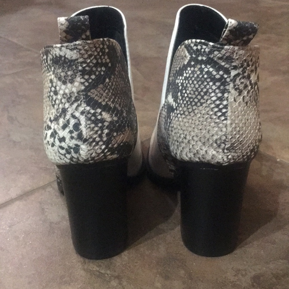 Qupid Booties - New - Picture 4 of 8